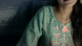 zara-khan0