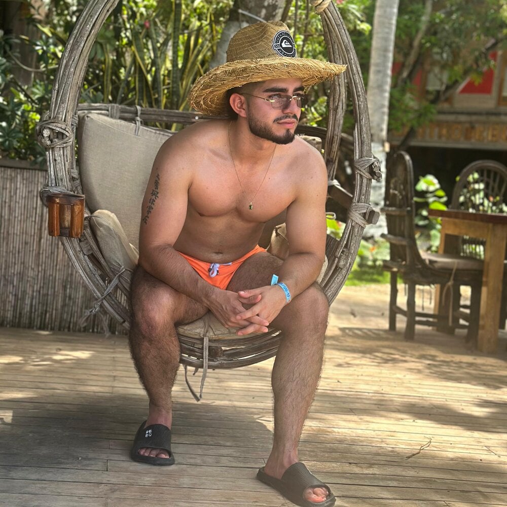 zayn_maximoff Chatroom