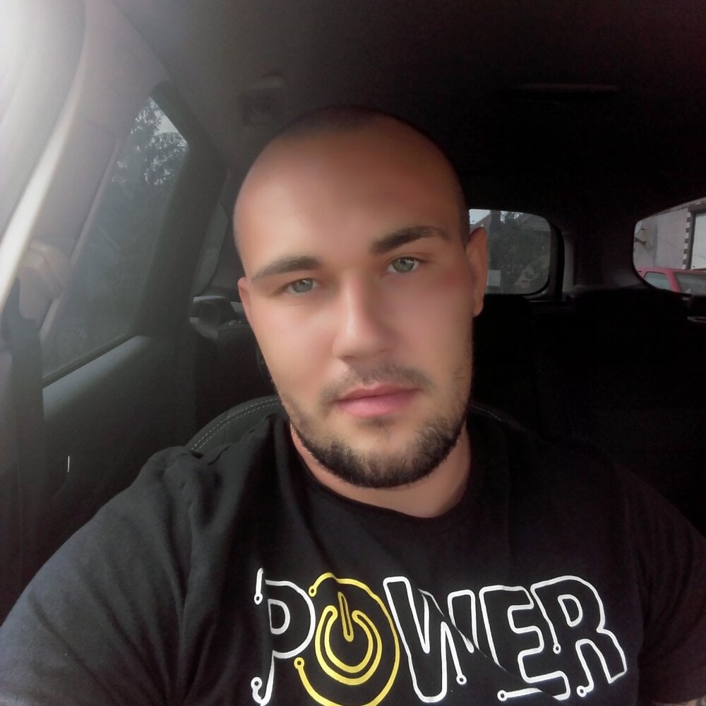 zsolt2108 Chatroom