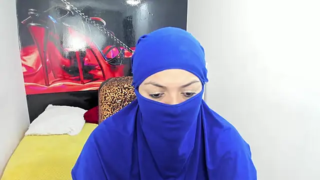 zulika_attia Chatroom